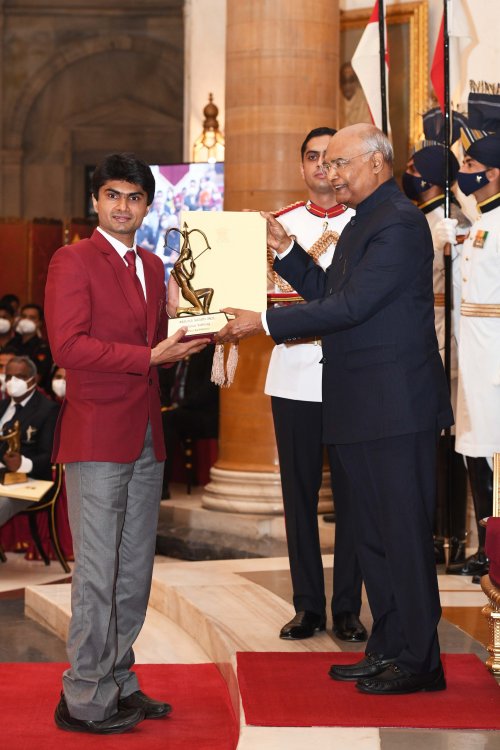 Shri Suhas Yathiraj  - Para Badminton - Arjuna Award 2021