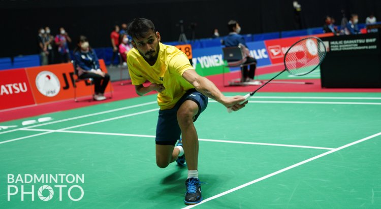 Top seeds Bhagat, Joshi reach quarter-finals of Para Badminton World  C’ships