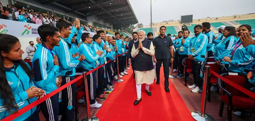 Hon. PM Sh. Narendra Modi addresses contingent of Indian para athletes who participated in Asian Para Games